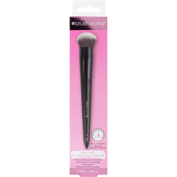 Brushworks No. 2 Buffing Foundation Brush (Bilde 1 av 9)