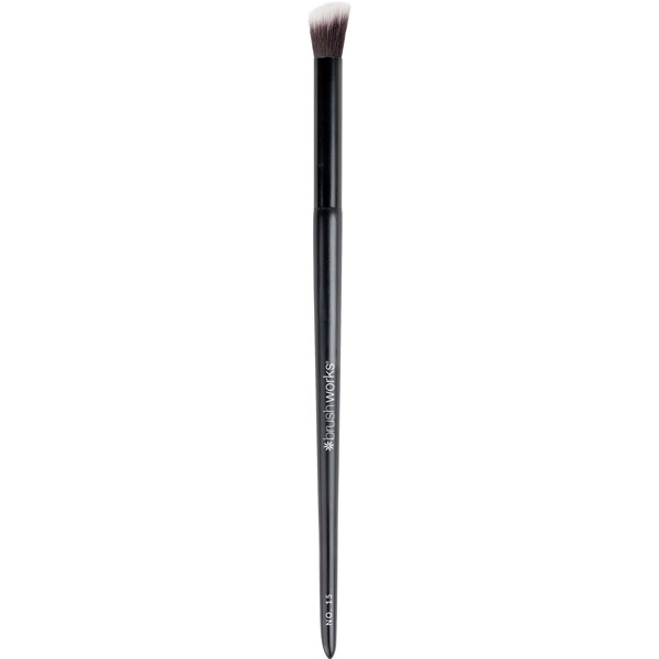 Brushworks No. 15 Angled Blending Eye Brush (Bilde 3 av 8)