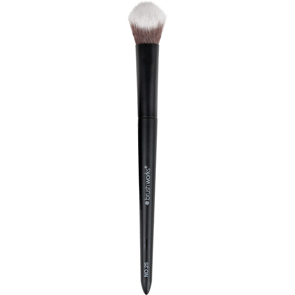 Brushworks No. 25 Brightening Concealer Brush (Bilde 3 av 6)