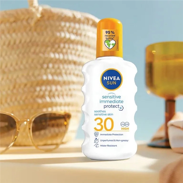 Nivea Sun Sensitive Immediate Protect SPF30 (Bilde 5 av 7)