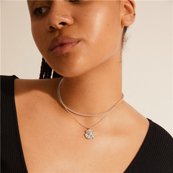 12224-6001 Willpower Curb & Coin Necklace (Bilde 4 av 5)