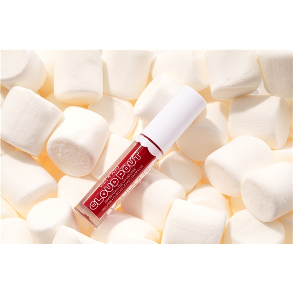 Wet n Wild Cloud Pout Marshmallow Lip Mousse (Bilde 4 av 5)