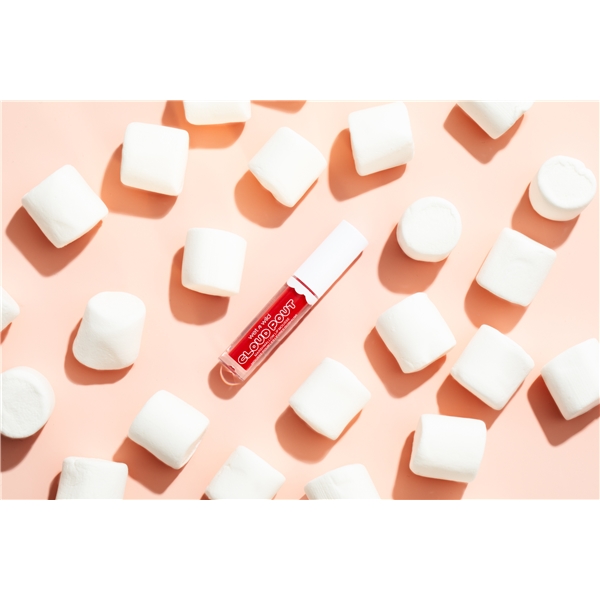 Wet n Wild Cloud Pout Marshmallow Lip Mousse (Bilde 5 av 5)